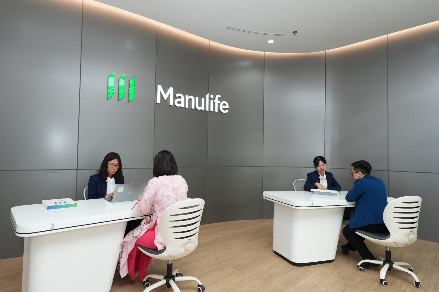 Manulife Việt Nam chi trả hơn 9.000 tỷ đồng quyền lợi bảo hiểm cho khách hàng trong 2025 - Ảnh 1