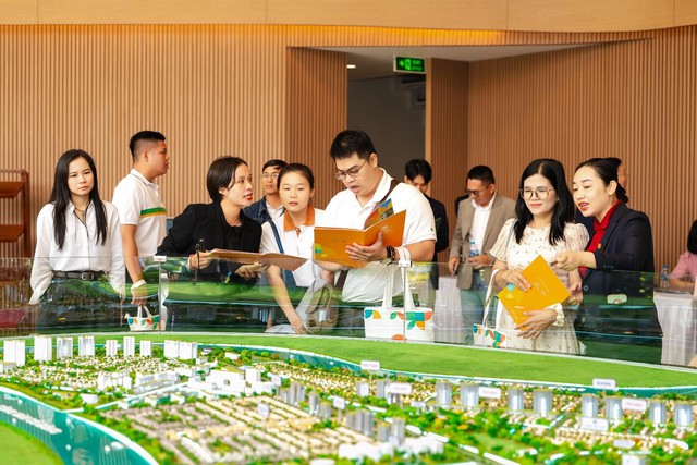 Solaria Rise “hút khách” nhờ chính sách hấp dẫn cùng hệ giá trị sống thực - Ảnh 1