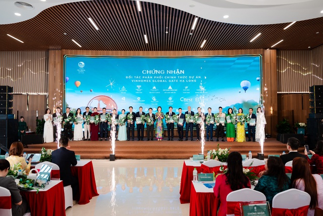 Ngọc Phương Đông trở thành đại lý phân phối chính thức dự án Vinhomes Global Gate Hạ Long - Ảnh 2