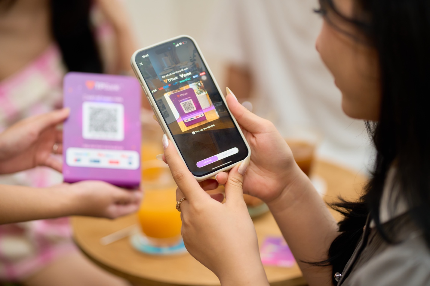 Từ dịch vụ tài chính đến show giải trí: TPBank đang đến gần Gen Z theo cách tự nhiên nhất - Ảnh 2