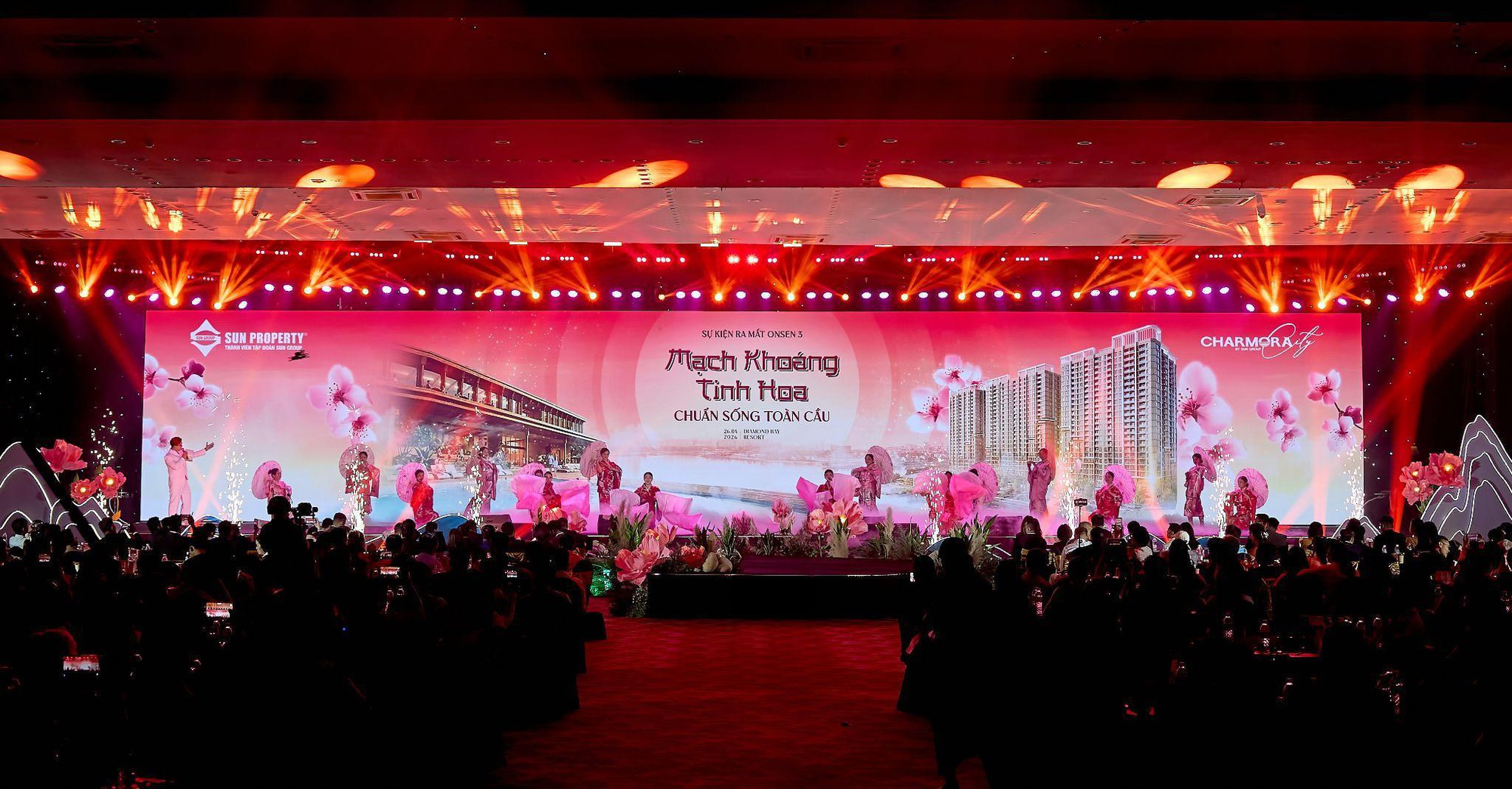 Gần 1.000 khách hàng dự lễ ra mắt tháp căn hộ Onsen 3 tại Nha Trang - Ảnh 2