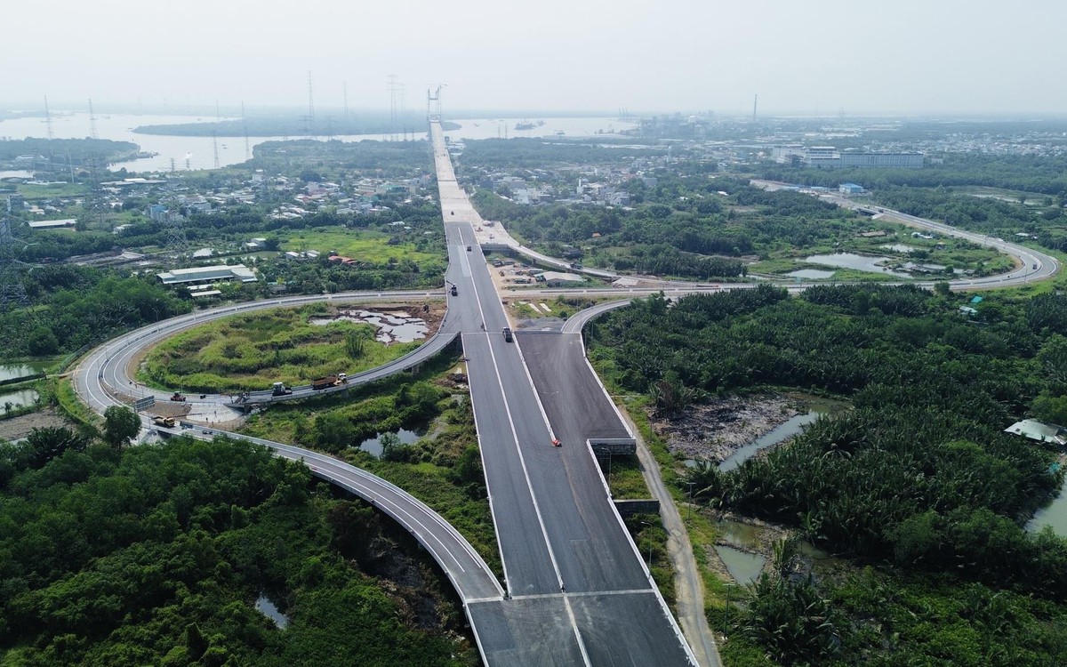 Khu Tây TP.HCM: từ “vùng trũng giá” đến quỹ đạo tăng trưởng mới