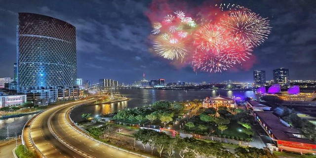 Việt Nam xác lập kỷ lục chưa từng có, nền kinh tế lớn thứ 4 thế giới đóng góp bất ngờ - Ảnh 1