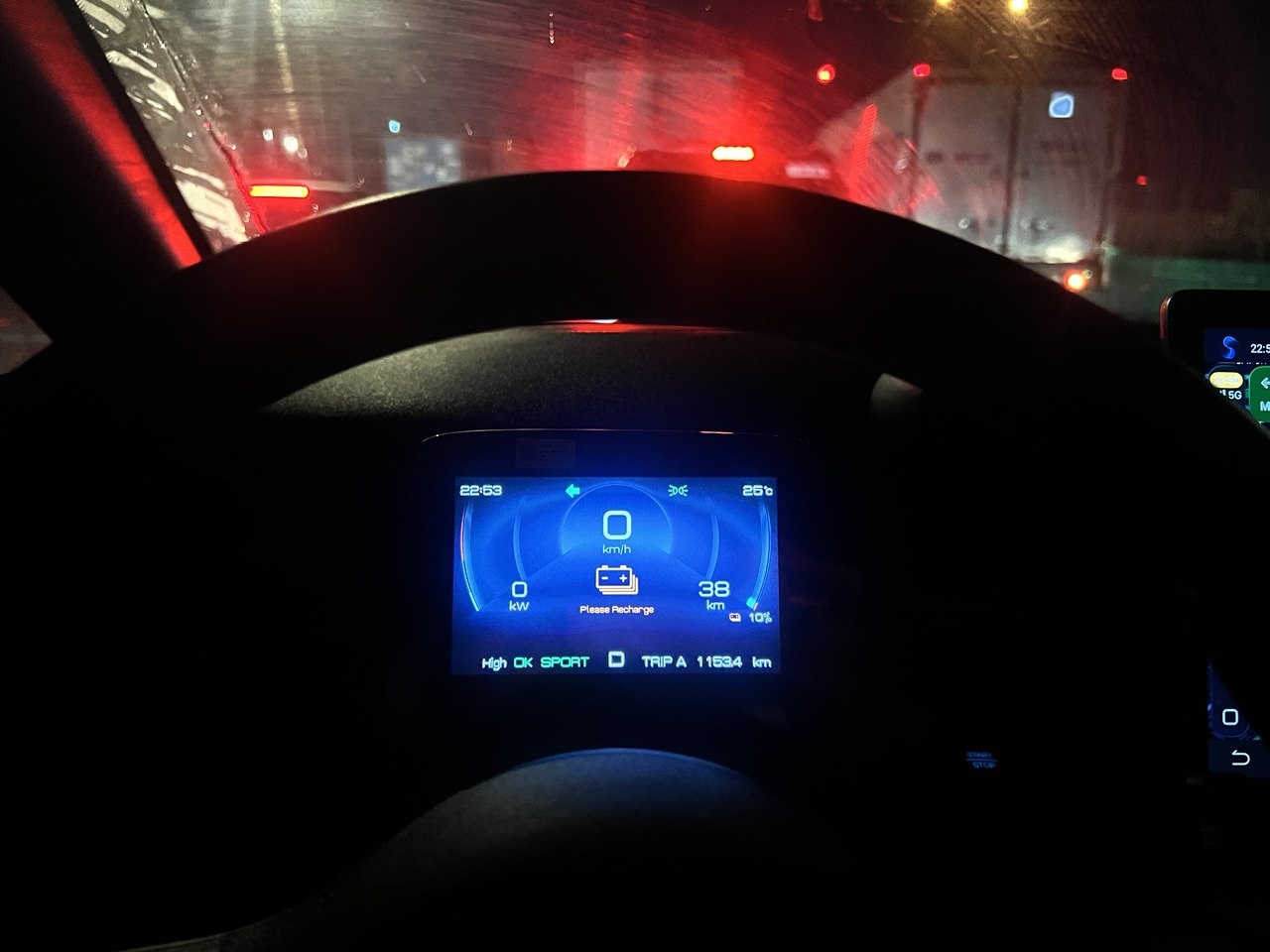 'Xe điện Trung Quốc rẻ thật, nhưng cái giá tôi phải trả không nằm ở tiền' - Ảnh 3