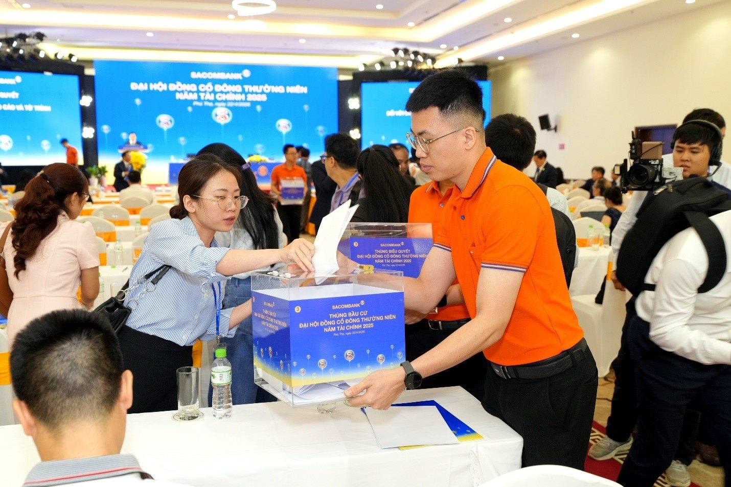 Đại hội đồng cổ đông năm tài chính 2025: Dấu mốc chuyển mình của SACOMBANK - Ảnh 4