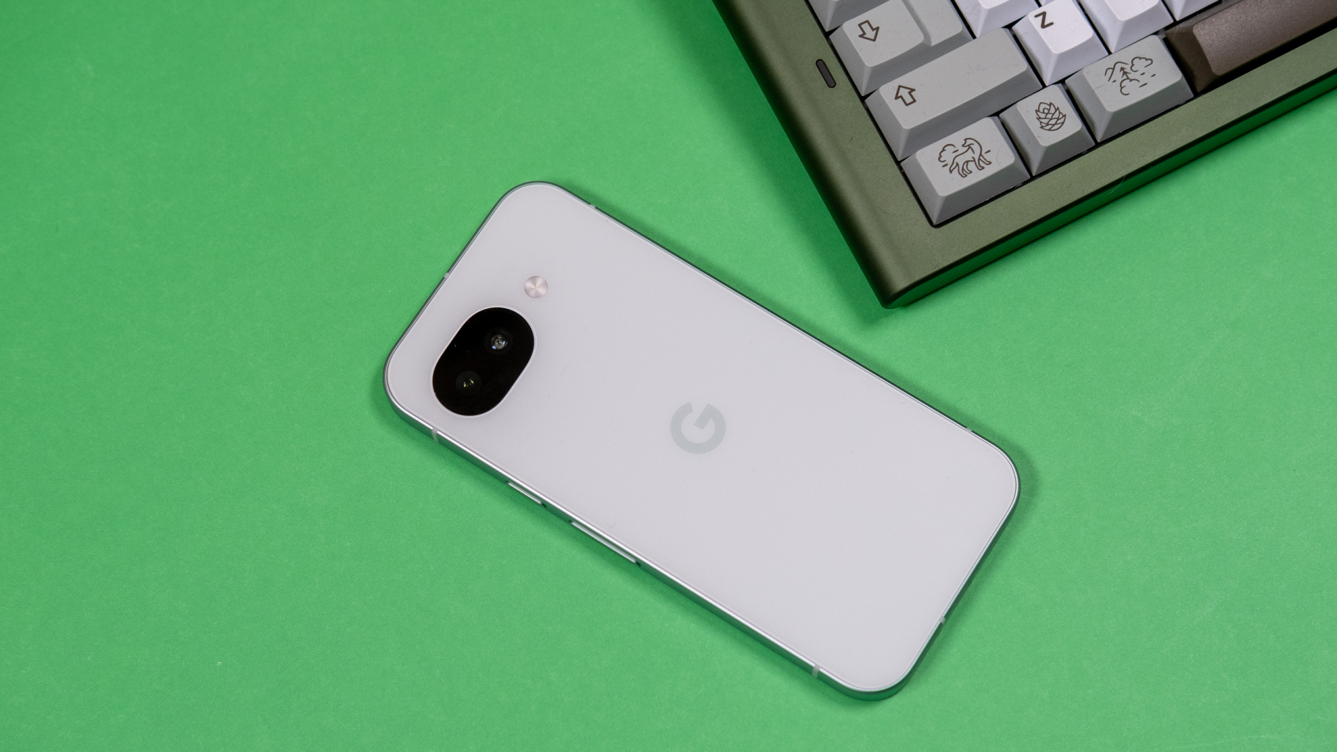 5 chiếc điện thoại đáng mua nhất hiện nay - Ảnh 5