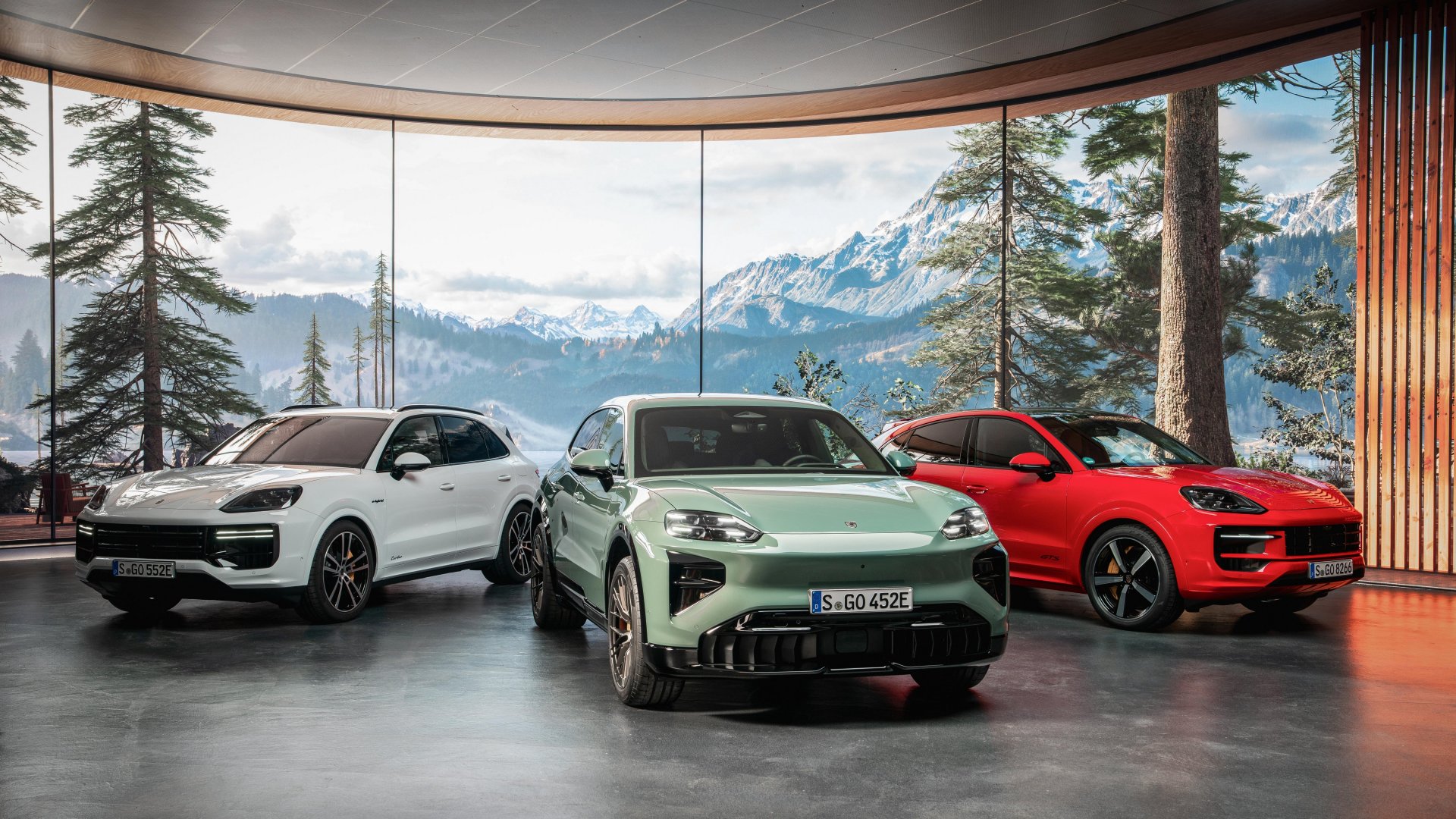 Porsche Cayenne điện sắp về Việt Nam: Giá từ 4,72 tỷ đồng, mạnh hơn nhiều siêu xe, đầy pin đủ chạy Hà Nội - Huế - Ảnh 1