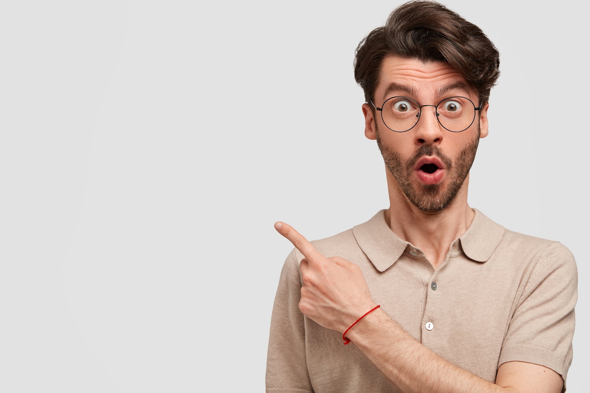 Cập nhật BCTC quý 1/2026 ngày 27/4: Dầu khí, xăng dầu tăng đột biến; Ngân hàng, F&B thăng hoa; Bất động sản phân hóa mạnh - Ảnh 1