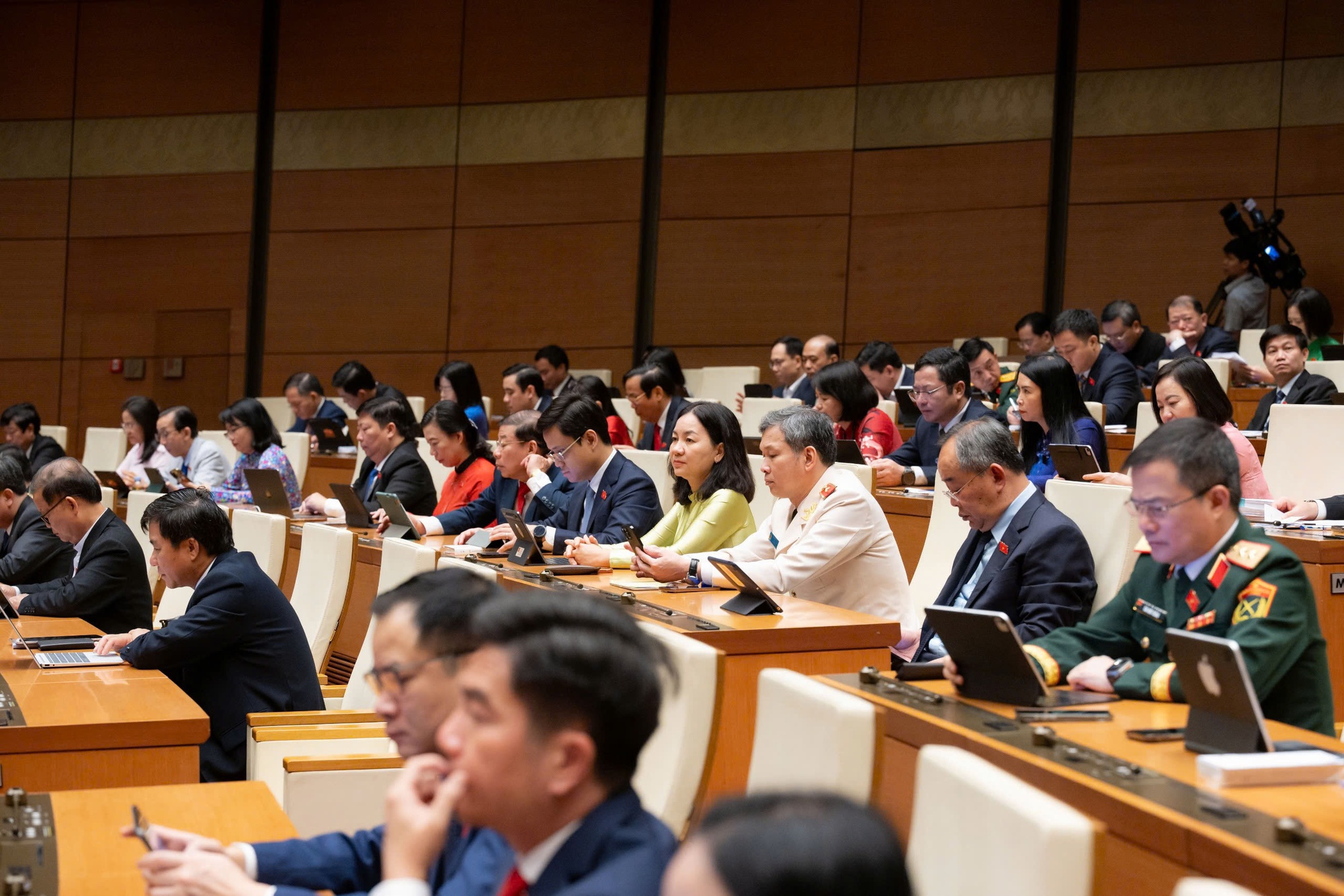 Quốc hội giám sát dự án sân bay Long Thành, đường sắt tốc độ cao trong năm 2027 - Ảnh 1