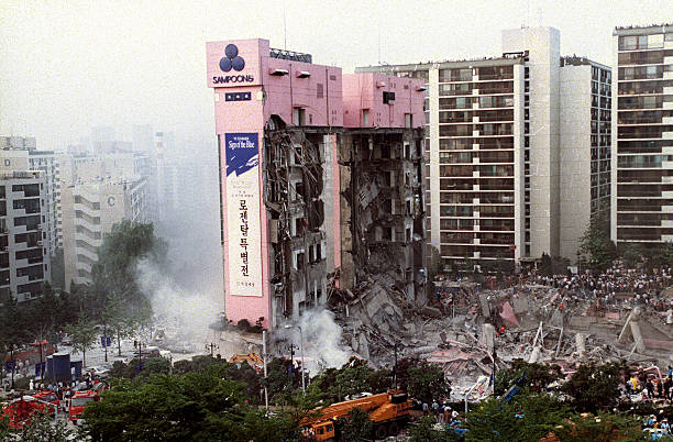 Hàn Quốc: Nỗi đau 30 năm sau thảm họa sập tòa nhà bách hóa trong 20 giây khiến 1.500 người bị chôn vùi - Ảnh 2