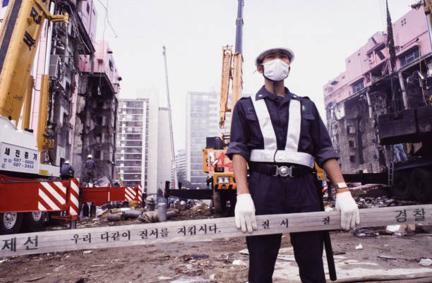 Hàn Quốc: Nỗi đau 30 năm sau thảm họa sập tòa nhà bách hóa trong 20 giây khiến 1.500 người bị chôn vùi - Ảnh 8