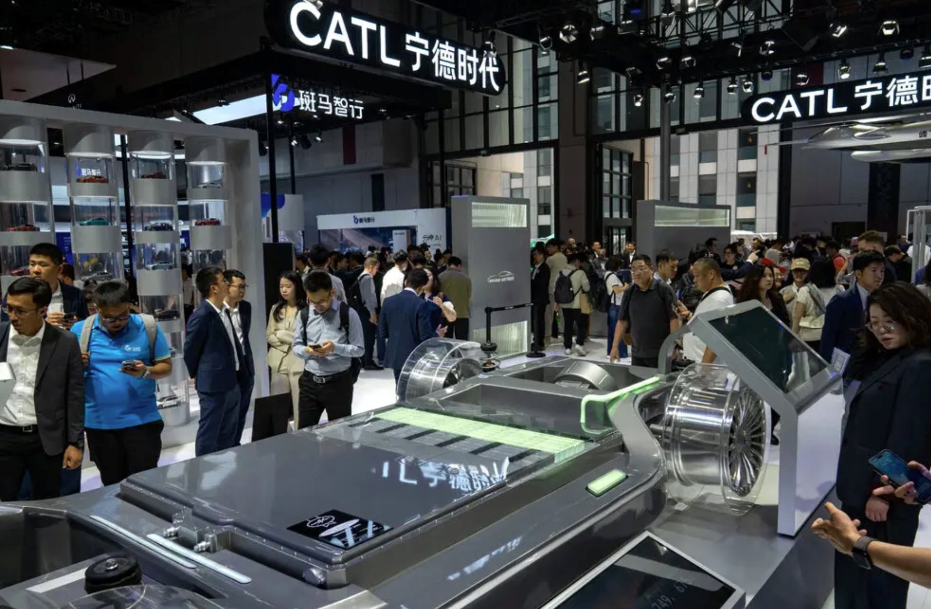 Sống đủ lâu để chứng kiến ngày Toyota bắt tay CATL: Xe Nhật giờ dùng pin Trung Quốc, sản xuất ngay tại Đông Nam Á - Ảnh 3