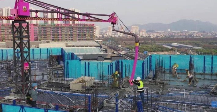 Phát minh rung chuyển ngành xây dựng của Trung Quốc: Robot xây nhà, AI trực tiếp điều phối siêu dự án 16 km dưới đáy biển với sai số dưới 1 mm - Ảnh 1