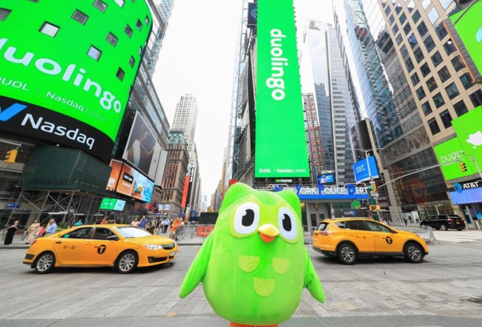 Linh vật của Duolingo bất ngờ 'từ chức', chuyển sang làm nhân viên 1 app giao hàng: Chuyện gì đây? - Ảnh 2