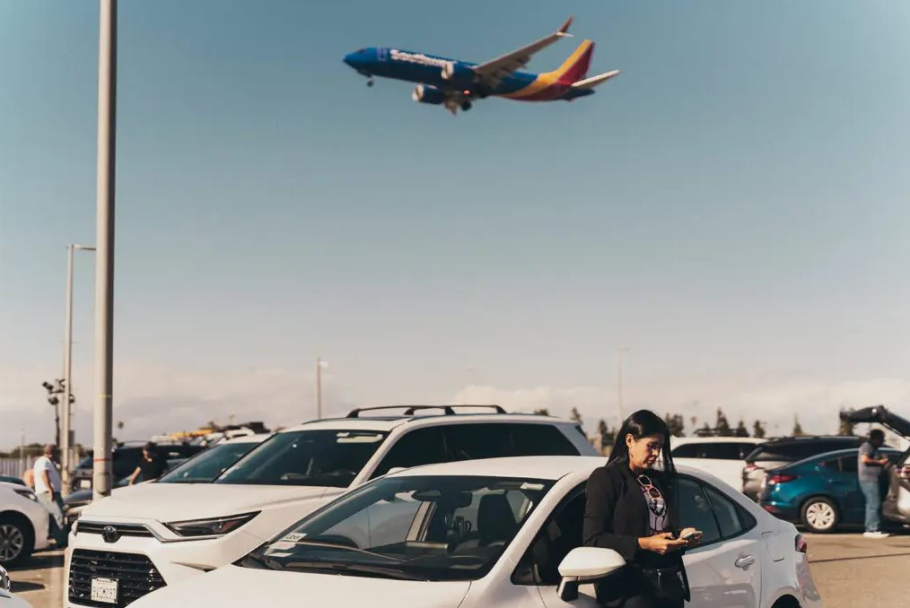 Chạy 14 tiếng/ngày chỉ để bù lỗ: Sự thật tàn khốc của các tài xế xe ôm, taxi công nghệ khi các nền tảng quyết giữ thị phần bằng giá rẻ - Ảnh 1