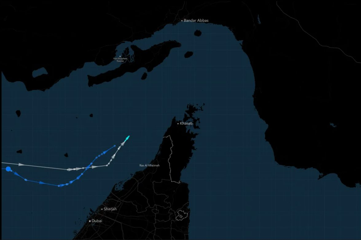 Phát hiện 2 tàu LNG từ nơi bị Iran tấn công bắt đầu rời Hormuz - một trong số đó hướng thẳng đến láng giềng Việt Nam - Ảnh 2