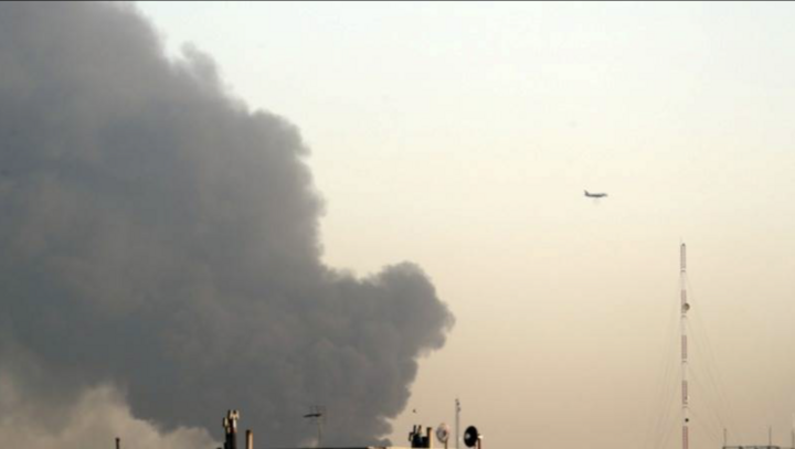 Nổ nhà máy lọc dầu Iran, chưa rõ nguyên nhân - Ảnh 1