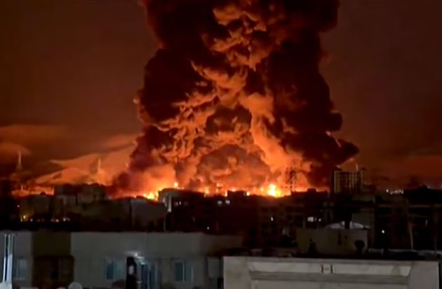 Mỹ bắt đầu "hái quả ngọt" từ cuộc chiến ở Iran: Xuất khẩu dầu thô vọt lên mức kỷ lục - Ảnh 1