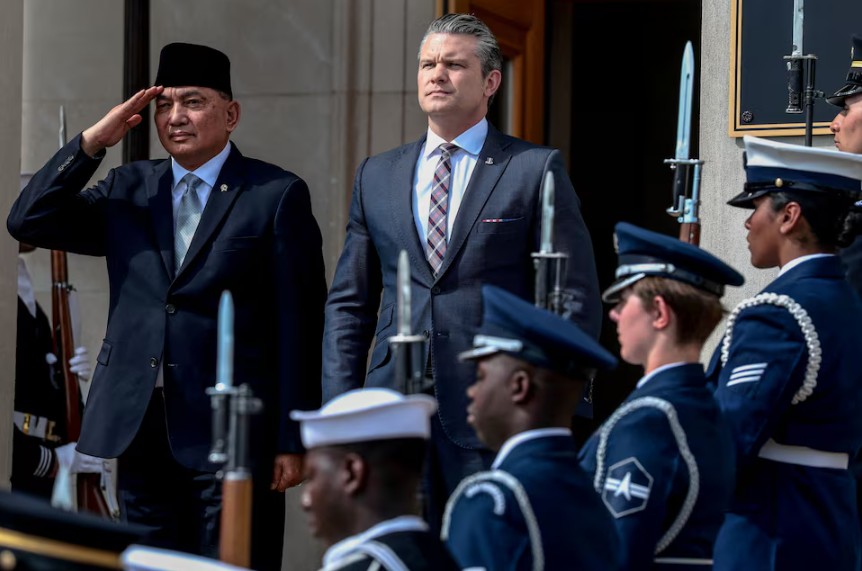 Quân đội Mỹ đề xuất bay 'không giới hạn' qua lãnh thổ một nước Đông Nam Á: Thư mật liền được gửi khẩn cấp - Ảnh 1