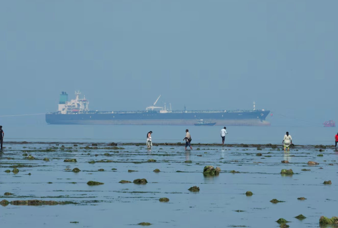 'Quả ngọt' về tay, mỗi ngày hơn 200 triệu USD rơi vào túi Nga: Một nước vừa mua dầu nhiều kỷ lục - Ảnh 1