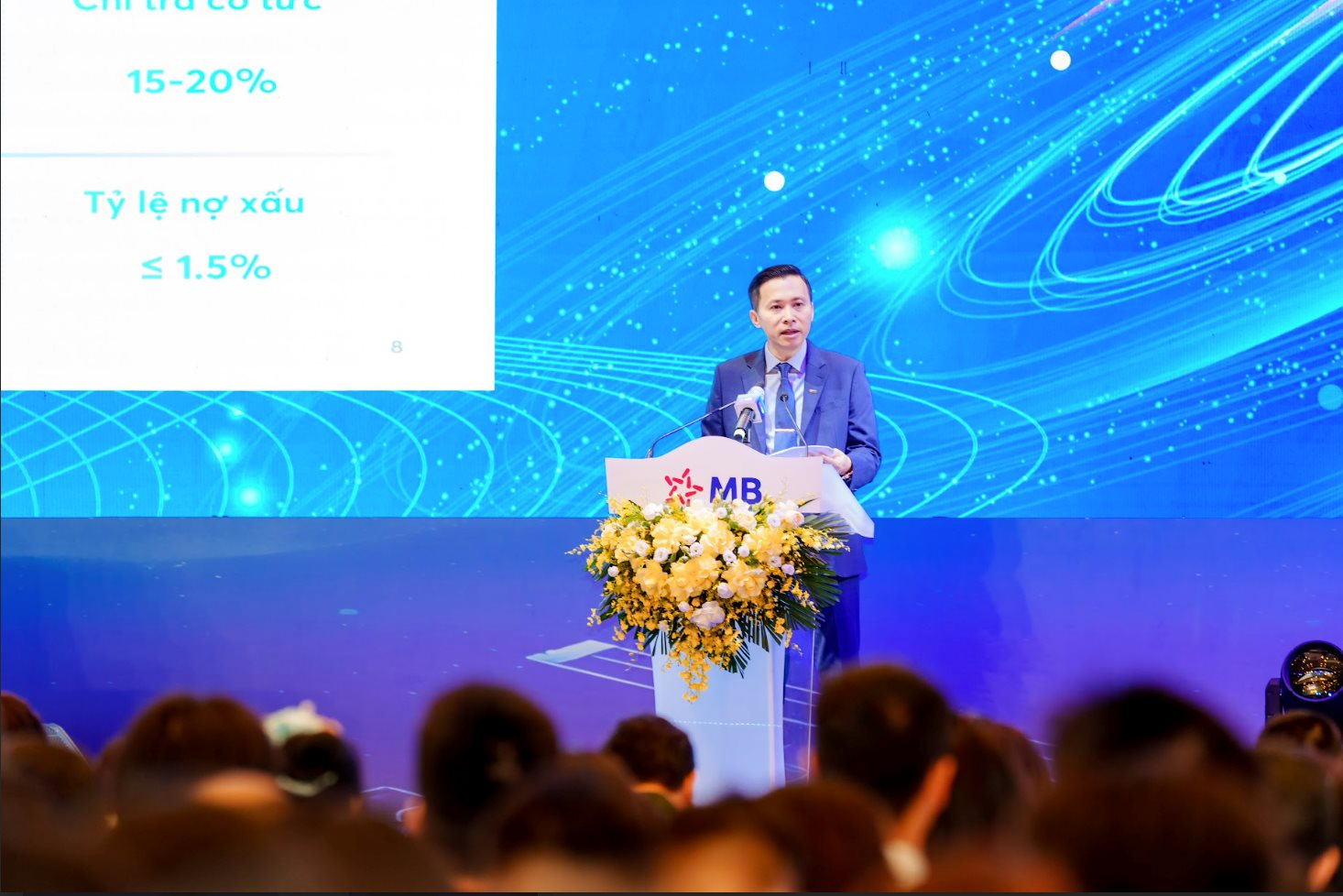 Tổng Giám đốc MB Phạm Như Ánh: Thị trường chung cơ bản thiếu tiền, các ngân hàng huy động vốn đều khó khăn - Ảnh 1