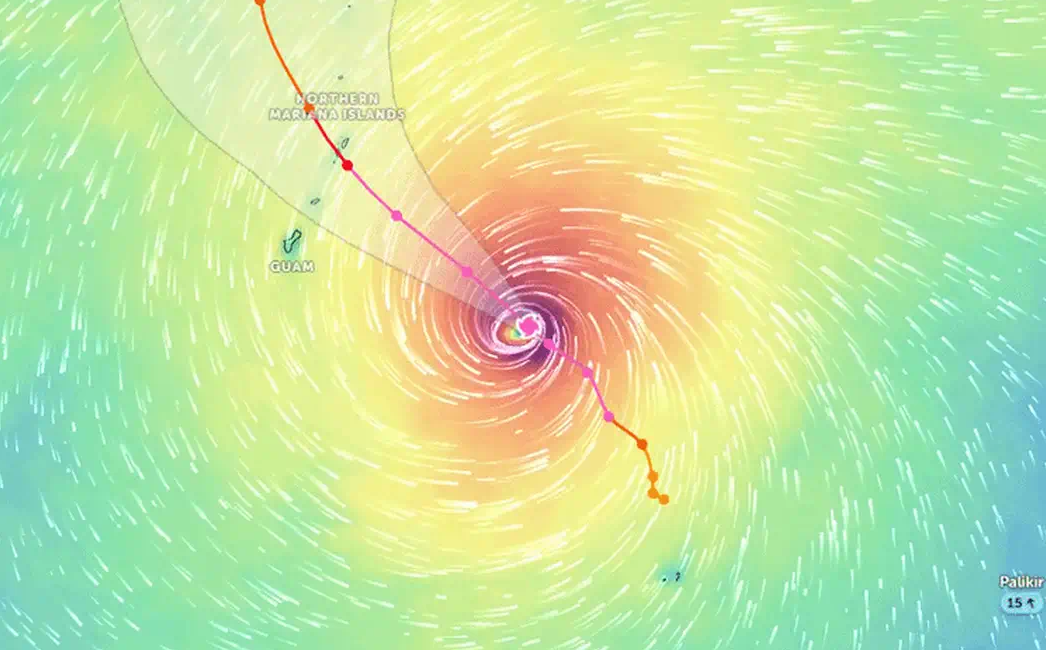 Cảnh báo: Báo Mỹ gọi Sinlaku là "cơn bão mạnh nhất hành tinh", khả năng gây thảm họa trong 48h tới, lập tức đóng cửa trường học - Ảnh 1