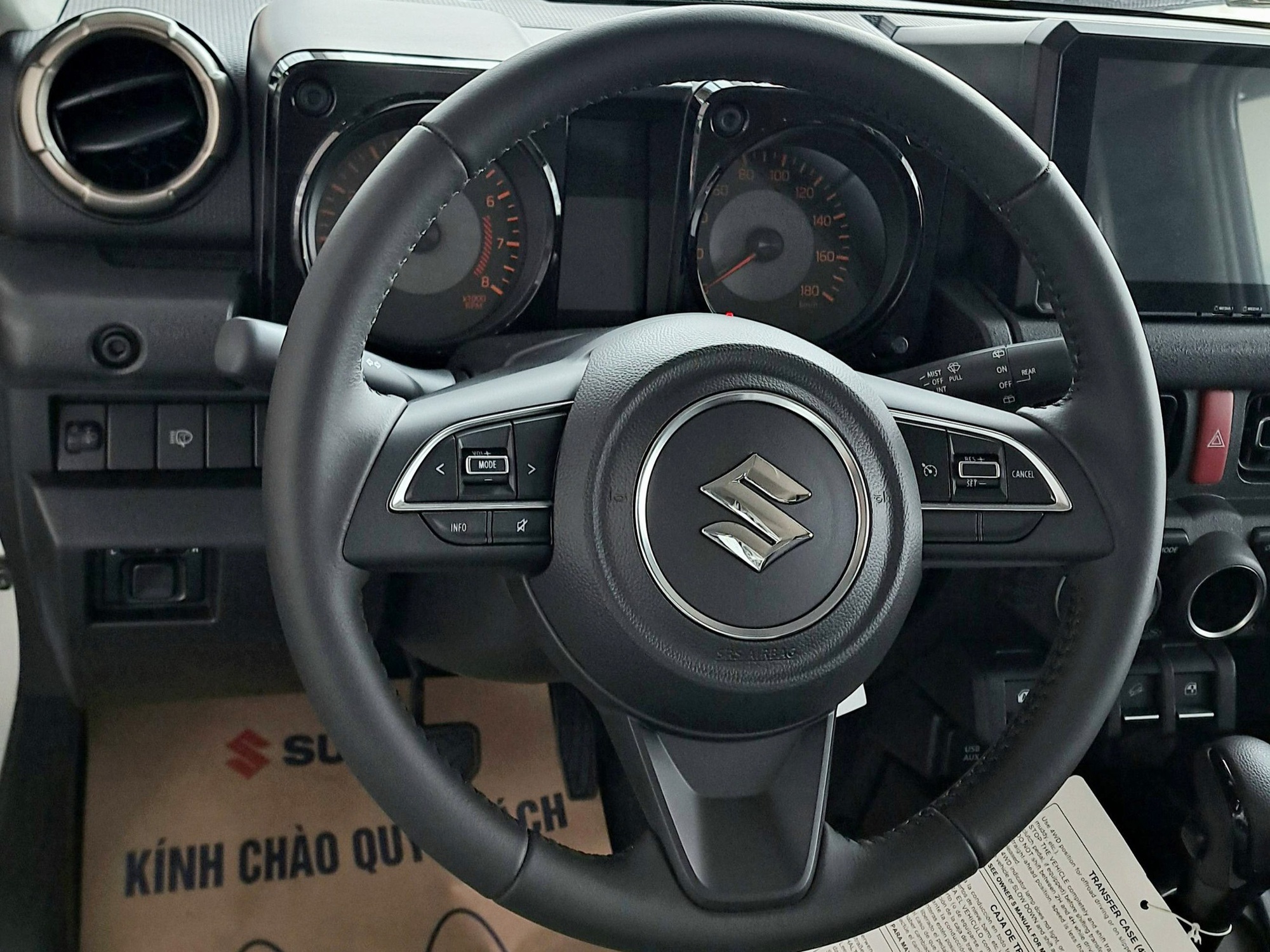 Suzuki Jimny giảm giá kỷ lục 140 triệu tại đại lý: Giá thực tế còn 649 triệu đồng, dễ tiếp cận hơn cho các dân chơi Việt thích off-road - Ảnh 8