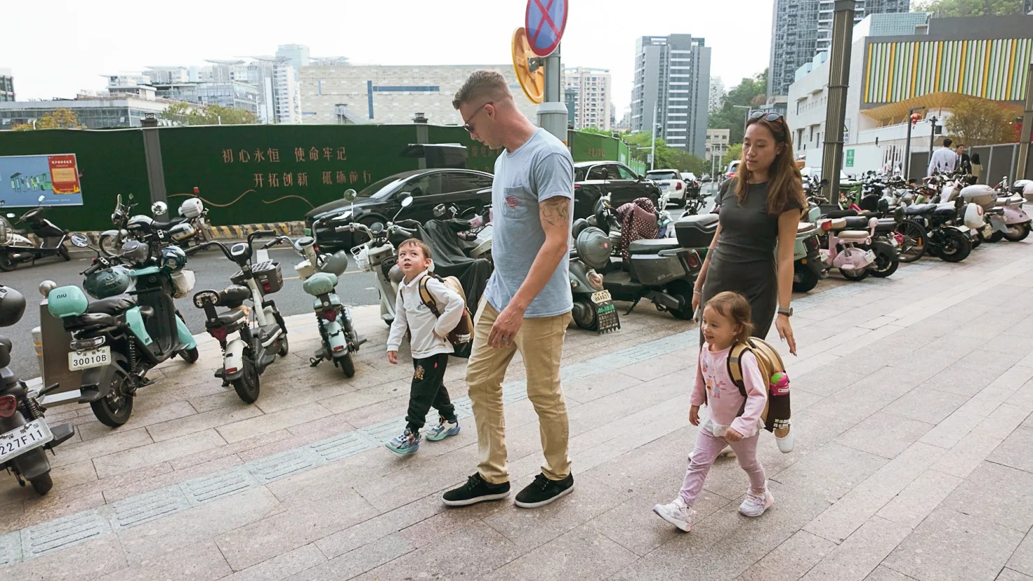 Người đàn ông quyết định rời Mỹ sang Trung Quốc: Như sống trong tương lai, đây mới là "Giấc mơ Mỹ" của tôi - Ảnh 4