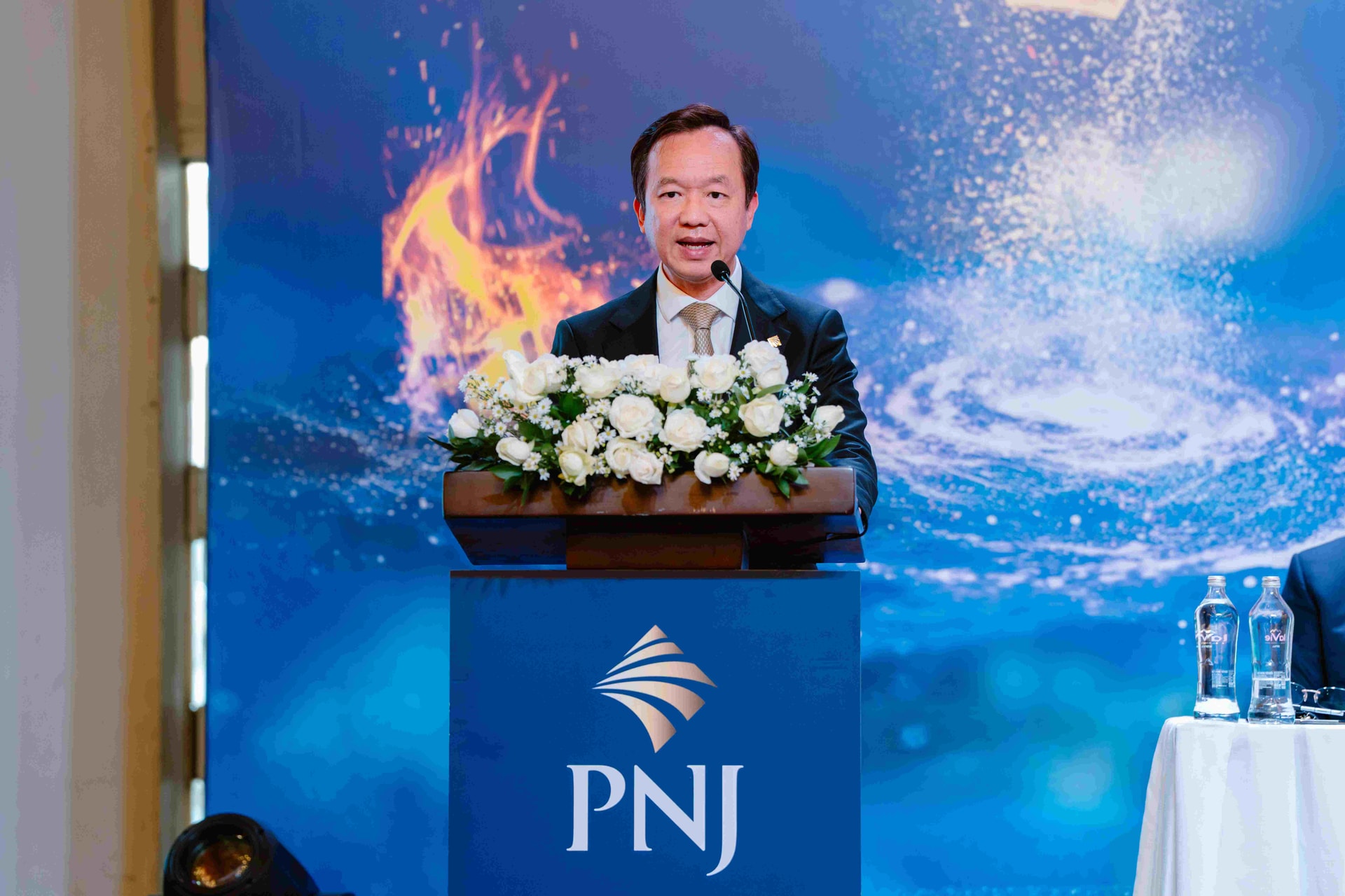 Chủ tịch PNJ Cao Thị Ngọc Dung: Sẵn sàng nhập tối đa quota vàng, hé lộ "vũ khí" giữ biên lợi nhuận 20% - Ảnh 3