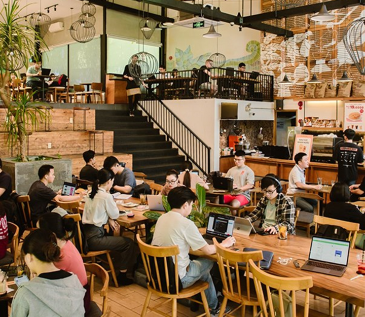 Đĩa cơm, tô phở, ly cà phê lên mức giá mới, gần 60% hàng quán thừa nhận tăng giá - Ảnh 5