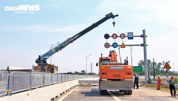 Chính thức vận hành gần 200km cao tốc Bắc- Nam đoạn Quảng Ngãi đến Đắk Lắk - Ảnh 1