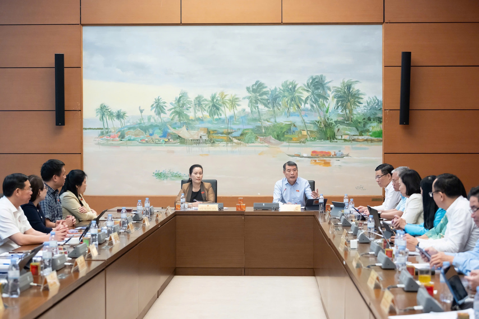 Thủ tướng Lê Minh Hưng: Không chấp nhận tăng trưởng cao mà đánh đổi ổn định vĩ mô - Ảnh 2