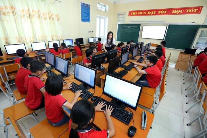 Chuyên gia: Giảm trừ cho y tế, giáo dục cần nâng tối đa hơn 100 triệu đồng/năm - Ảnh 1