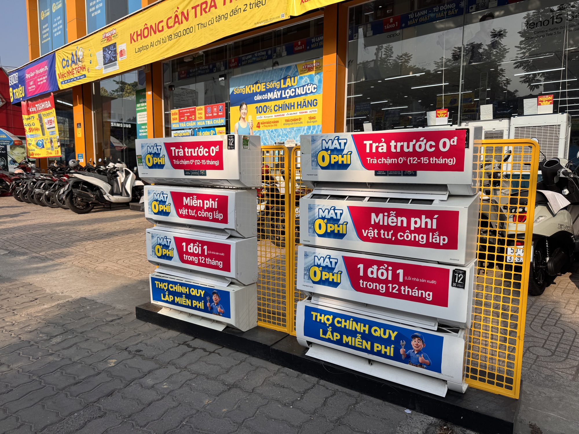 Nắng nóng kéo nhu cầu máy lạnh tăng đột biến - Ảnh 1