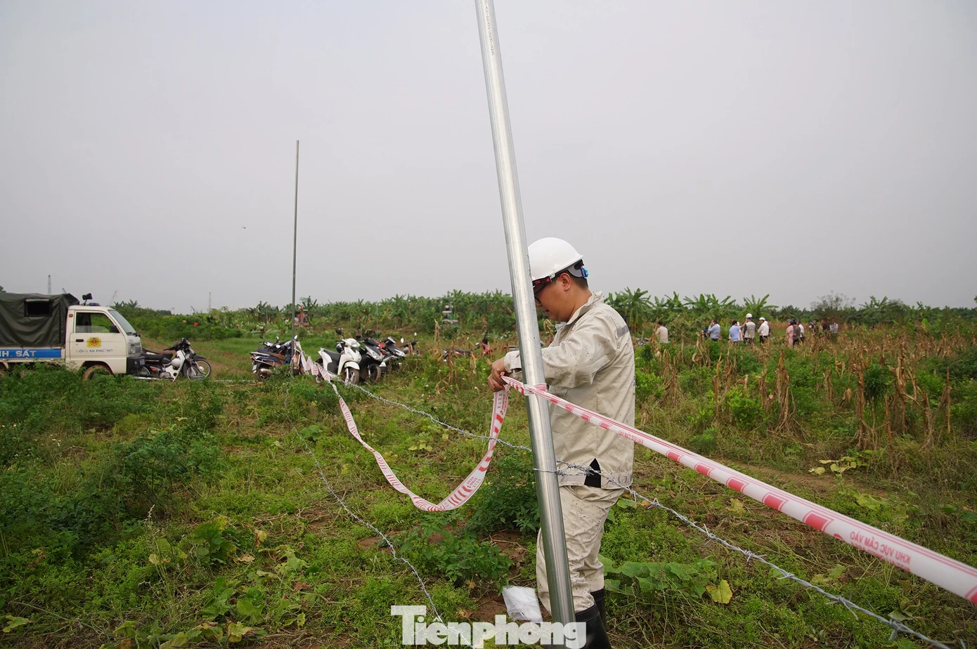 Lãnh đạo Hà Nội trực tiếp "vi hành", đề xuất chính sách đặc thù đẩy nhanh tiến độ cầu Tứ Liên - Ảnh 9