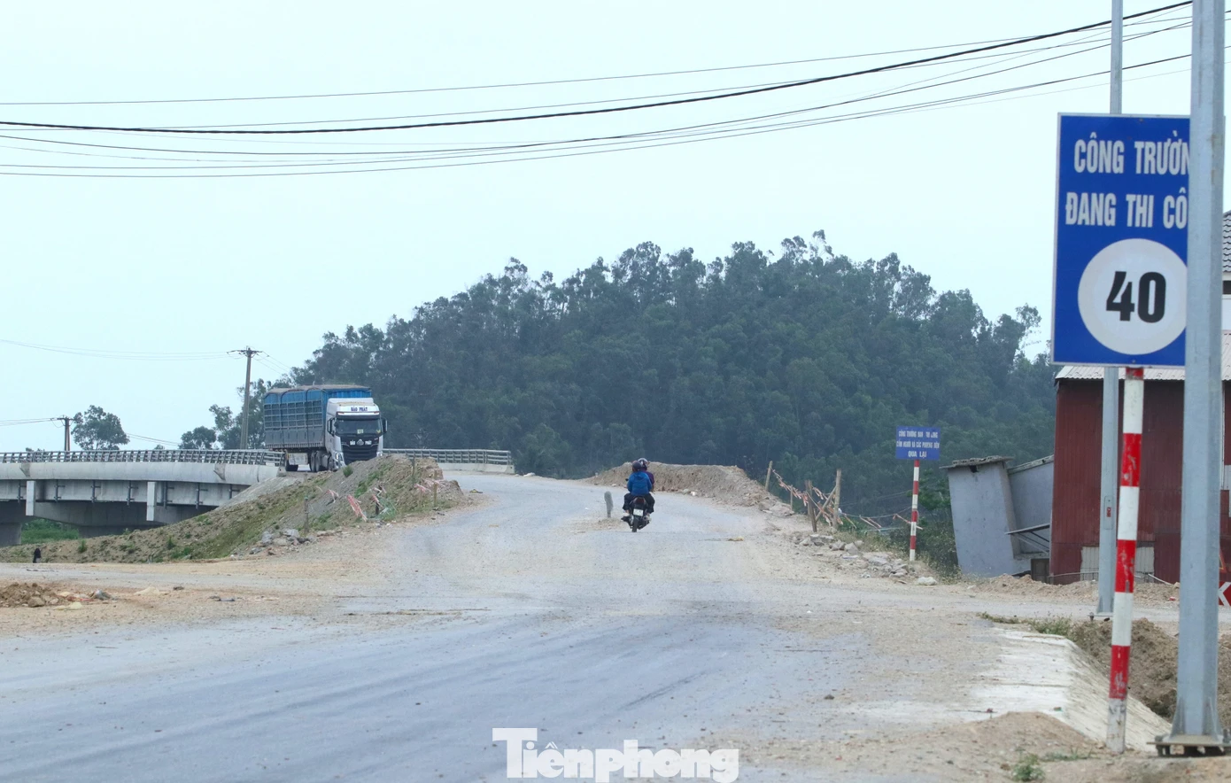 Sắp hoàn thành dự án đường ven biển gần 5.000 tỷ đồng ở Nghệ An - Ảnh 9