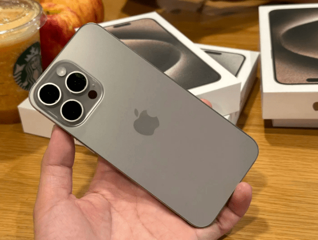 5 mẫu iPhone cũ giá chạm đáy tháng 4/2026 - Ảnh 1