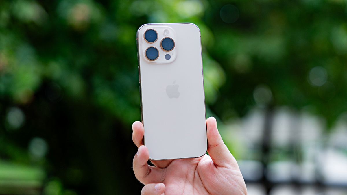 3 chiếc iPhone Pro Max cũ đáng mua nhất - Ảnh 1