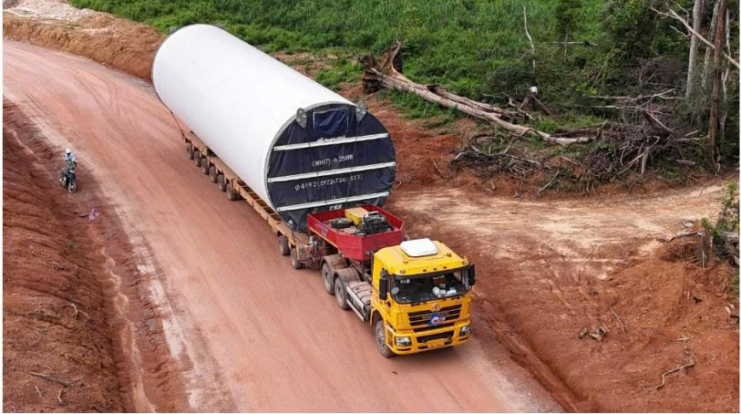 Từ công trường ‘3 không’ đến dòng điện vượt biên giới: Cách Bầu Hiển làm nên kỳ tích Savan 1 trong 16 tháng - Ảnh 6