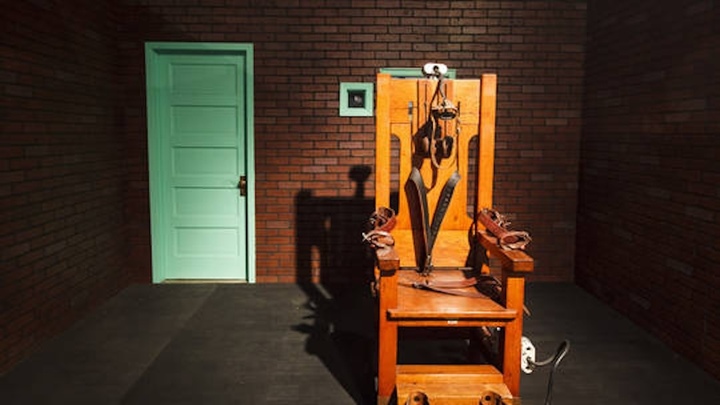 Mỹ khôi phục xử tử bằng khí độc, ghế điện và xử bắn - Ảnh 1
