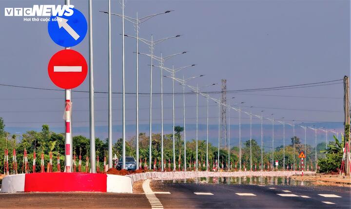 Hình hài tuyến đường 1.200 tỷ đồng, băng qua 'thủ phủ' cà phê Gia Lai - Ảnh 10