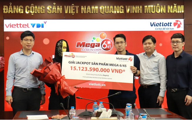 Chọn mua vé số Vietlott theo phong thủy, một người ở Nghệ An trúng giải Jackpot - Ảnh 1
