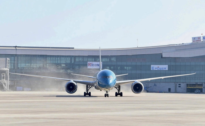 Chuyển 90% chuyến bay quốc tế từ sân bay Tân Sơn Nhất về Long Thành: Không để du khách phải tự xoay - Ảnh 1