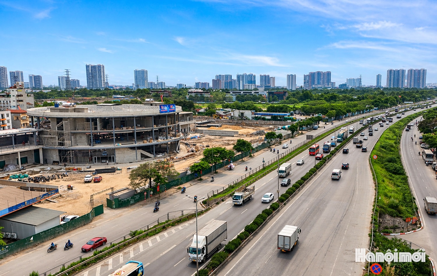 Bến xe hiện đại bậc nhất Thủ đô dần lộ hình hài - Ảnh 11