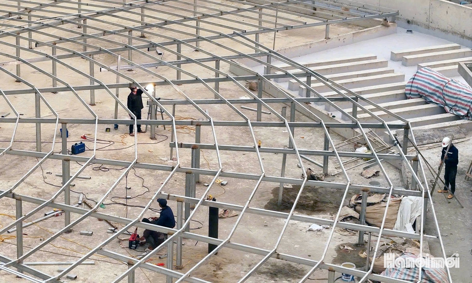 Bến xe hiện đại bậc nhất Thủ đô dần lộ hình hài - Ảnh 5