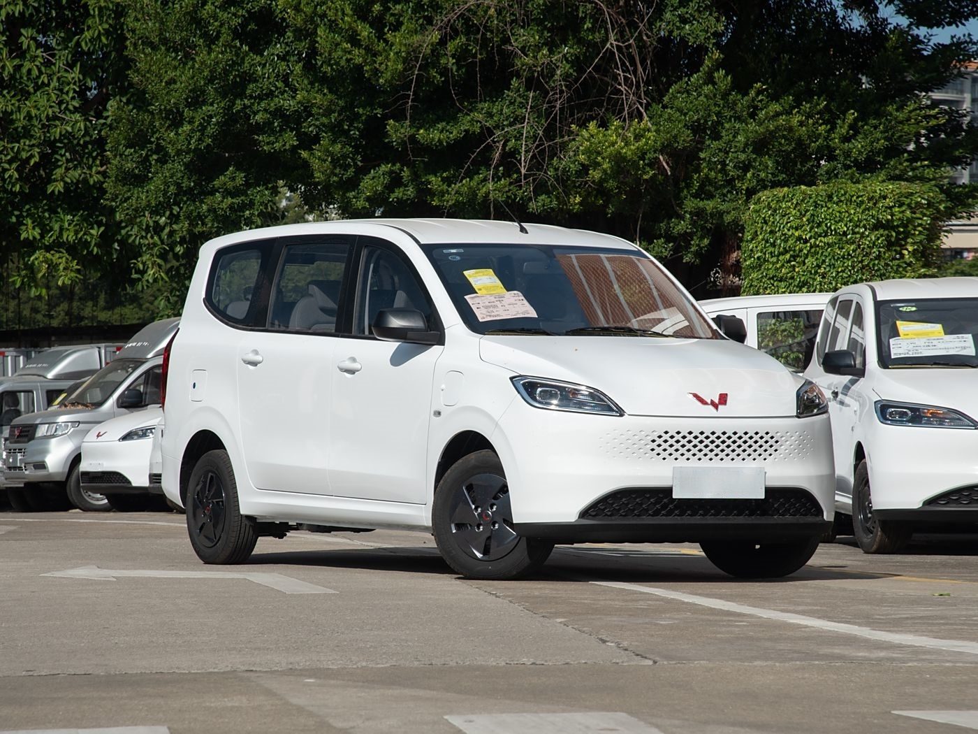 MPV điện Wuling HG7 nhận cọc tại Việt Nam: Giá dự kiến 499 triệu, đi 300 km/sạc, ‘phả hơi nóng’ lên BYD M6 - Ảnh 4