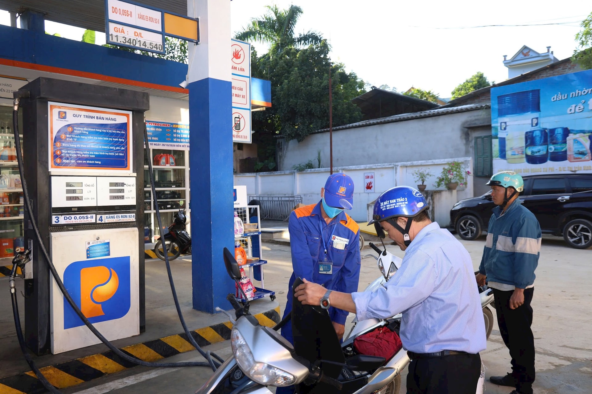 Đề xuất cơ chế tạm ứng cho Quỹ bình ổn giá xăng dầu - Ảnh 1