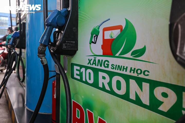 Xăng E10 có 'ăn mòn' xe như nhiều người lo ngại? - Ảnh 1