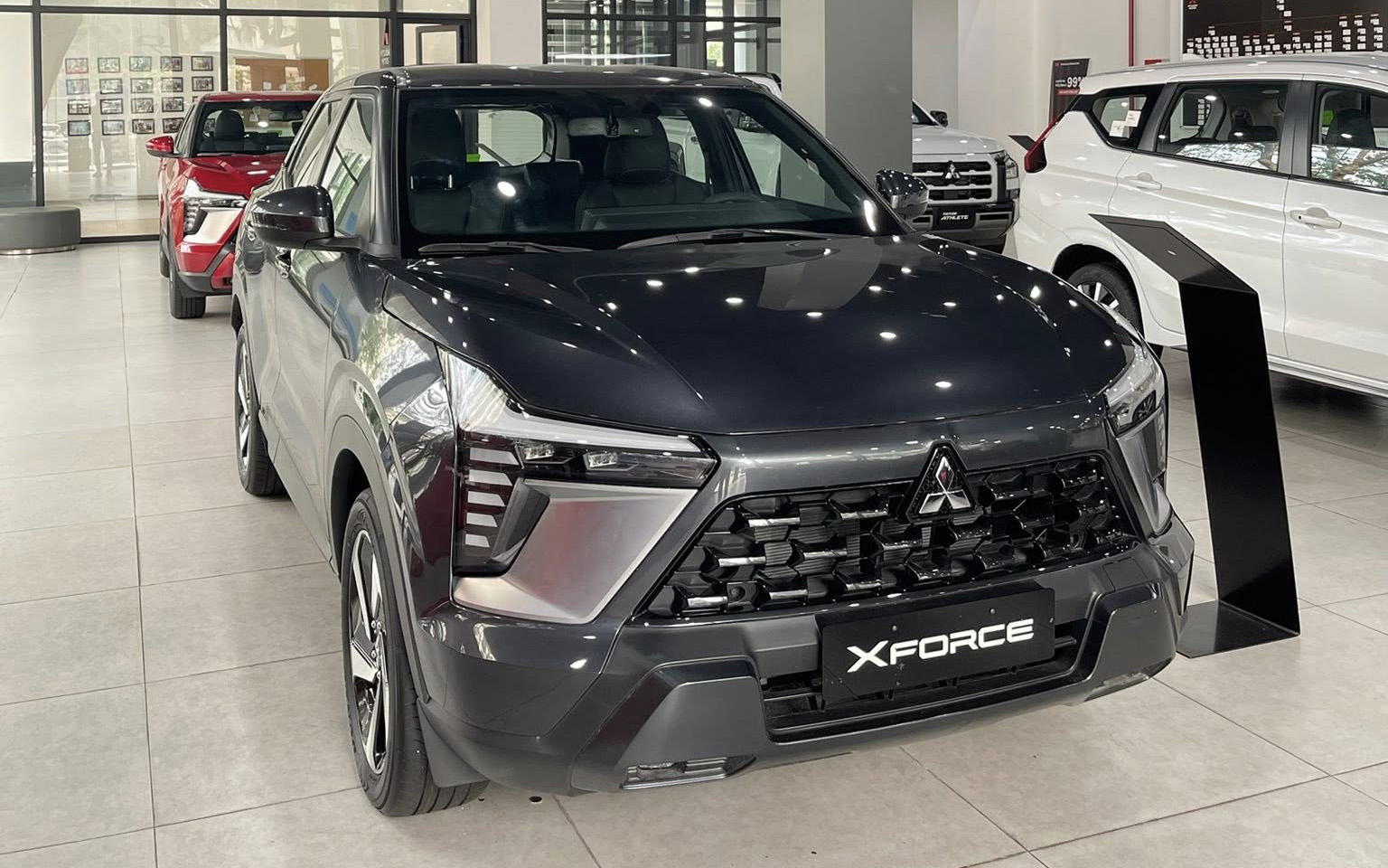 3 mẫu Mitsubishi lọt top 10 xe xăng dầu bán chạy tại Việt Nam: Destinator lần đầu thành ‘vua doanh số’ phân khúc, bán xấp xỉ Xpander - Ảnh 3