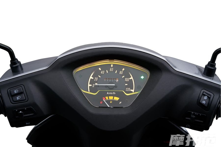 Honda SCR bất ngờ được hồi sinh, trang bị động cơ 125cc mà giá chỉ 30 triệu - Ảnh 6